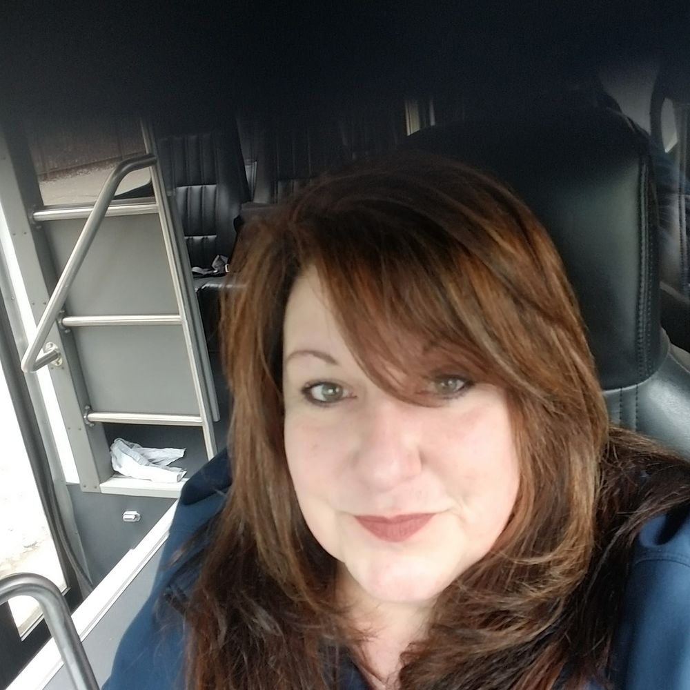 Meet your Posher, Charleen